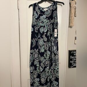 Paisley Print Sleeveless Maxi Dress